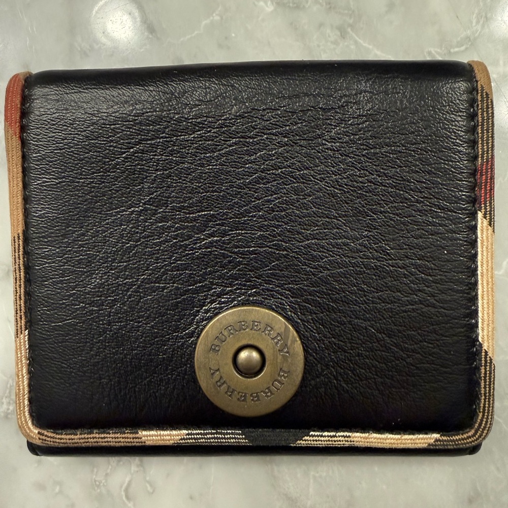 Burberry Black and Tan Folding Leather Wallet with Check Outline